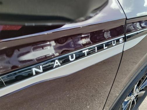 2025 Lincoln Nautilus Premiere