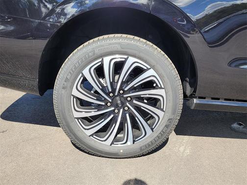 2025 Lincoln Navigator Black Label