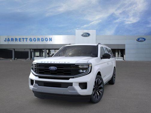 Star White Metallic Tri-Coat 2026 Ford Expedition Max Platinum