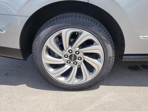 2024 Lincoln Navigator Premiere