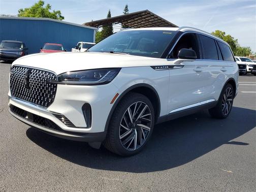 2025 Lincoln Aviator Reserve AWD