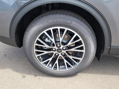 2025 Ford Escape PHEV SE