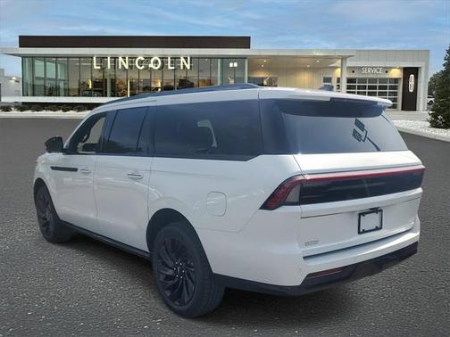 2025 Lincoln Navigator Reserve