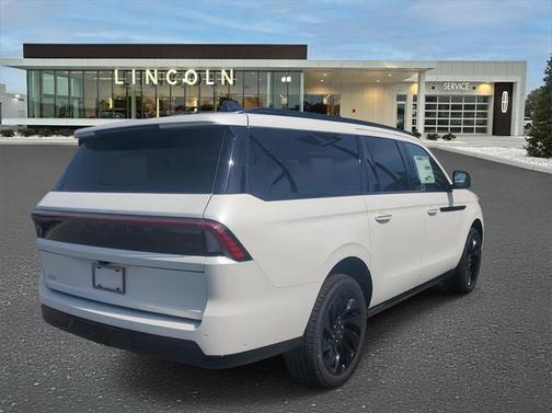 2025 Lincoln Navigator Reserve