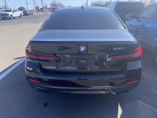 2021 BMW 530 530i