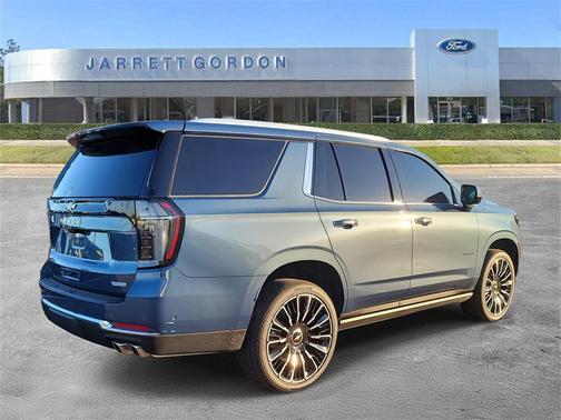 2025 Chevrolet Tahoe 4WD High Country