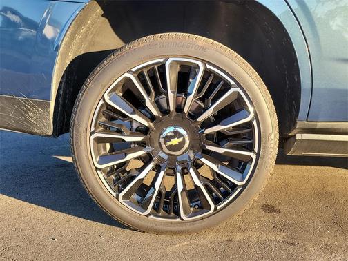 2025 Chevrolet Tahoe 4WD High Country