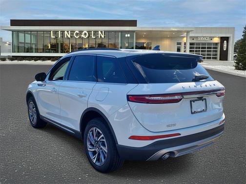 2026 Lincoln Corsair Premiere