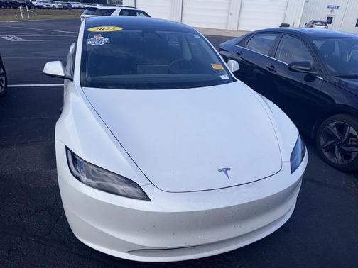 2025 Tesla Model 3 Long Range