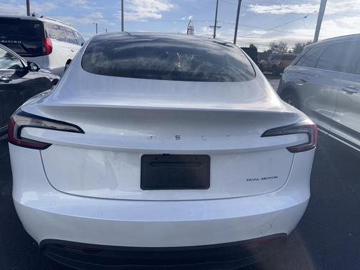 2025 Tesla Model 3 Long Range