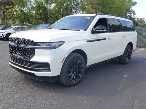 2025 Lincoln Navigator Reserve