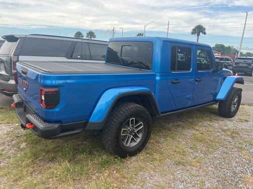 Hydro Blue Pearlcoat 2024 Jeep Gladiator Mojave X