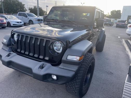 2022 Jeep Wrangler Unlimited Sport