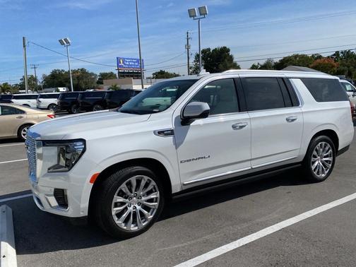 2024 GMC Yukon XL Denali