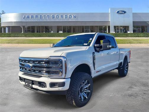 2025 Ford F-250 Platinum