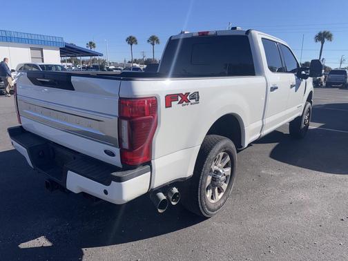 2022 Ford F-350 Platinum