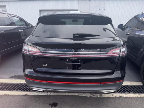2022 Lincoln Nautilus Standard