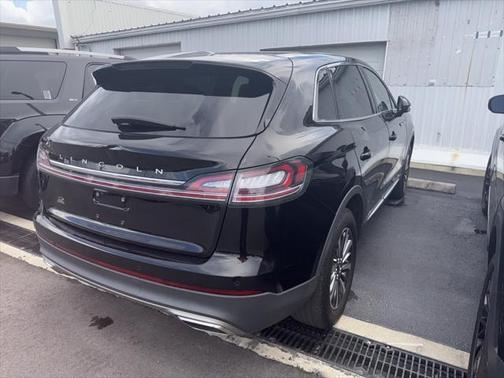 2022 Lincoln Nautilus Standard