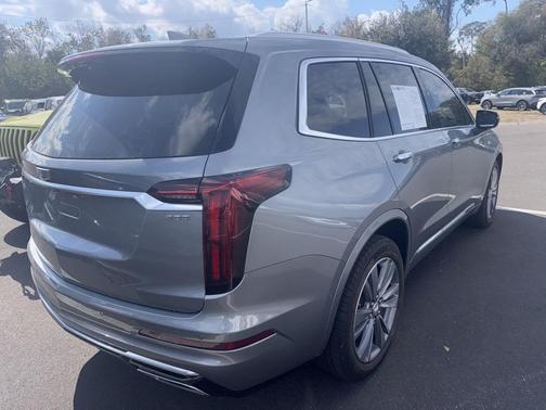 2024 Cadillac XT6 Premium Luxury FWD