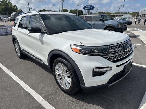Star White Metallic Tri-Coat 2020 Ford Explorer Limited