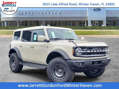 2025 Ford Bronco Outer Banks