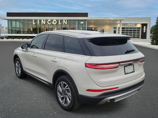 Ceramic Pearl Metallic Tri-Coat 2024 Lincoln Corsair Premiere