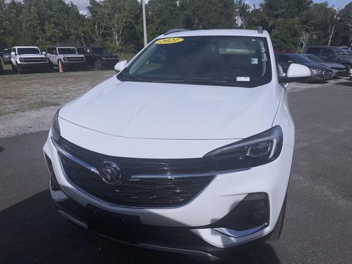 Summit White 2021 Buick Encore GX Essence