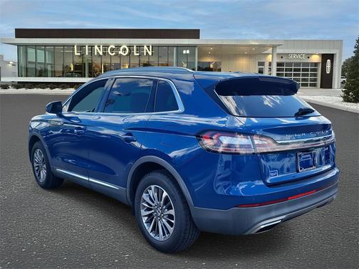 2020 Lincoln Nautilus Standard