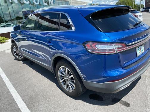 2020 Lincoln Nautilus Standard