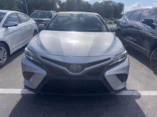 Celestial Silver Metallic 2020 Toyota Camry SE
