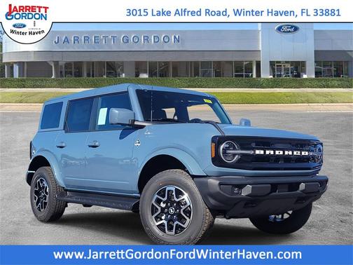 2025 Ford Bronco Outer Banks