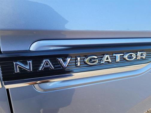 2024 Lincoln Navigator Black Label