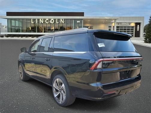 2025 Lincoln Navigator Black Label