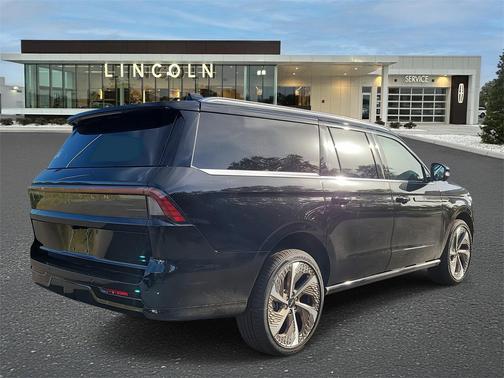 2025 Lincoln Navigator Black Label