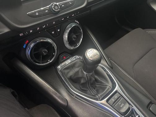 2018 Chevrolet Camaro 1LS