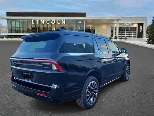 2025 Lincoln Navigator Black Label