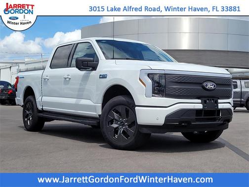 2025 Ford F-150 Lightning Flash