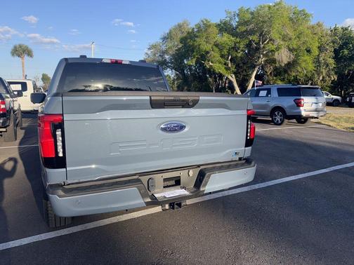 2023 Ford F-150 Lightning XLT