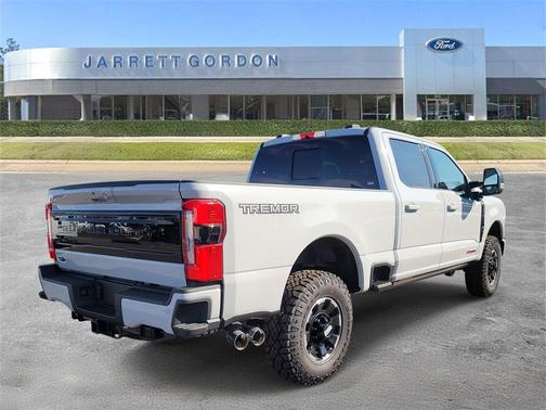 2026 Ford F-250 Platinum
