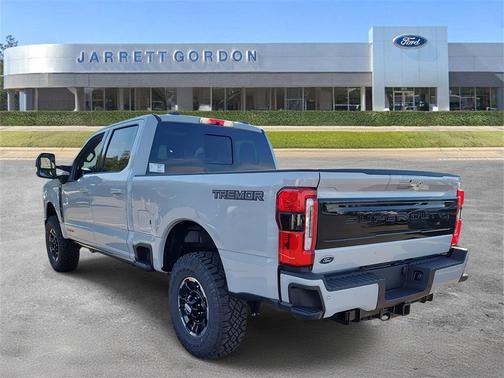 2026 Ford F-250 Platinum