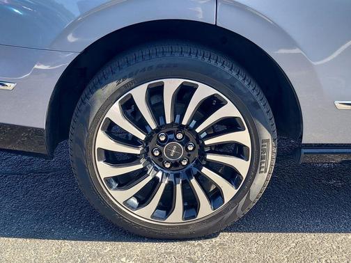 Chroma Crystal Blue Metallic Premium Colorant 2022 Lincoln Navigator Black Label