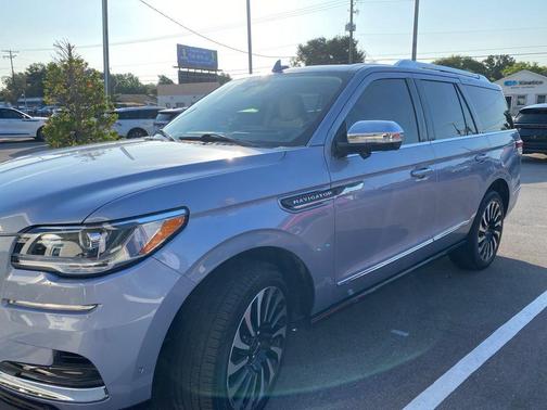 Chroma Crystal Blue Metallic Premium Colorant 2022 Lincoln Navigator Black Label