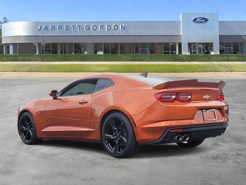 Vivid Orange Metallic 2023 Chevrolet Camaro 1LT
