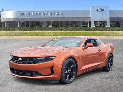 Vivid Orange Metallic 2023 Chevrolet Camaro 1LT