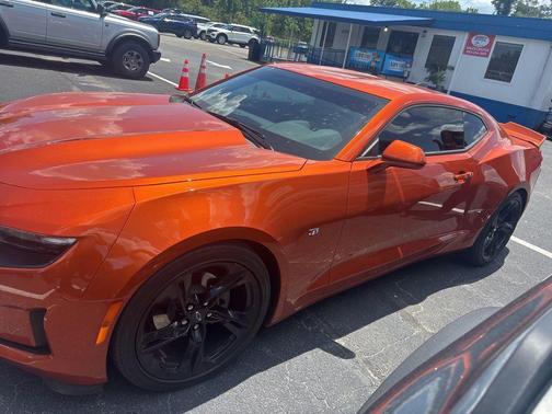 Vivid Orange Metallic 2023 Chevrolet Camaro 1LT