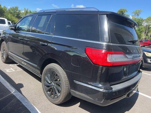 Infinite Black 2021 Lincoln Navigator Reserve