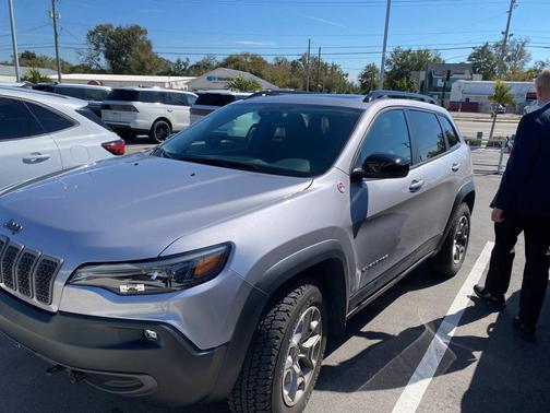 2022 Jeep Cherokee Trailhawk