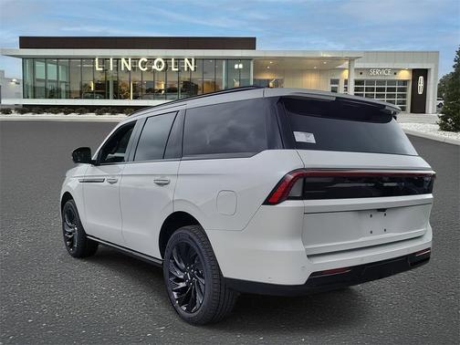 2025 Lincoln Navigator Reserve