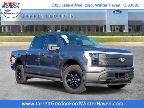 2025 Ford F-150 Lightning XLT