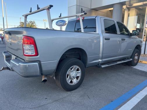 2019 RAM 2500 Tradesman Crew Cab 4x4 6'4' Box